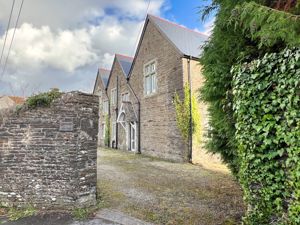 Photo 1- click for photo gallery